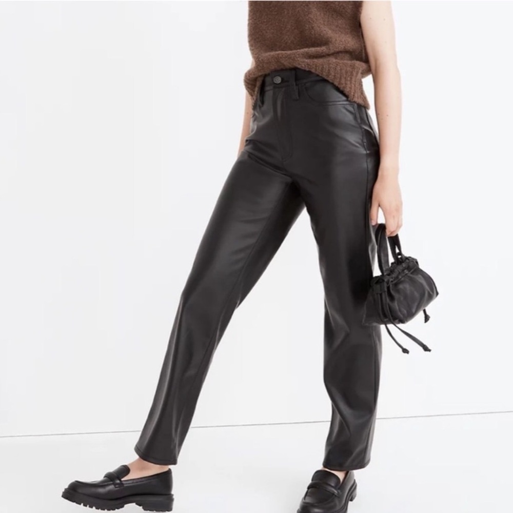 Madewell The Perfect Vintage Straight Jean Size 24 Black Faux Leather NWOT